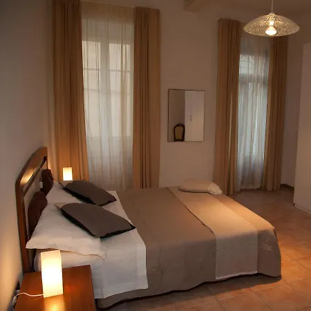Vecchio Borgo * 布鲁纳特